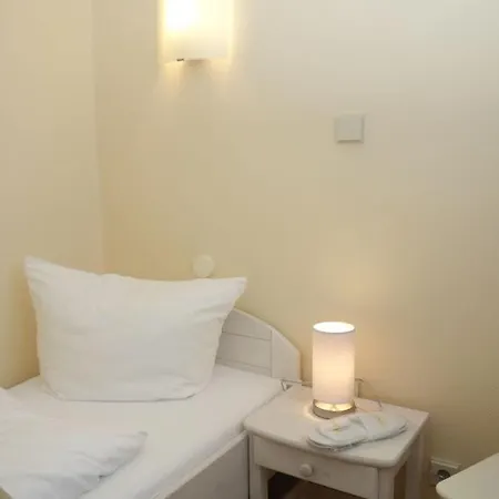 Teunis-wohnung 4 *